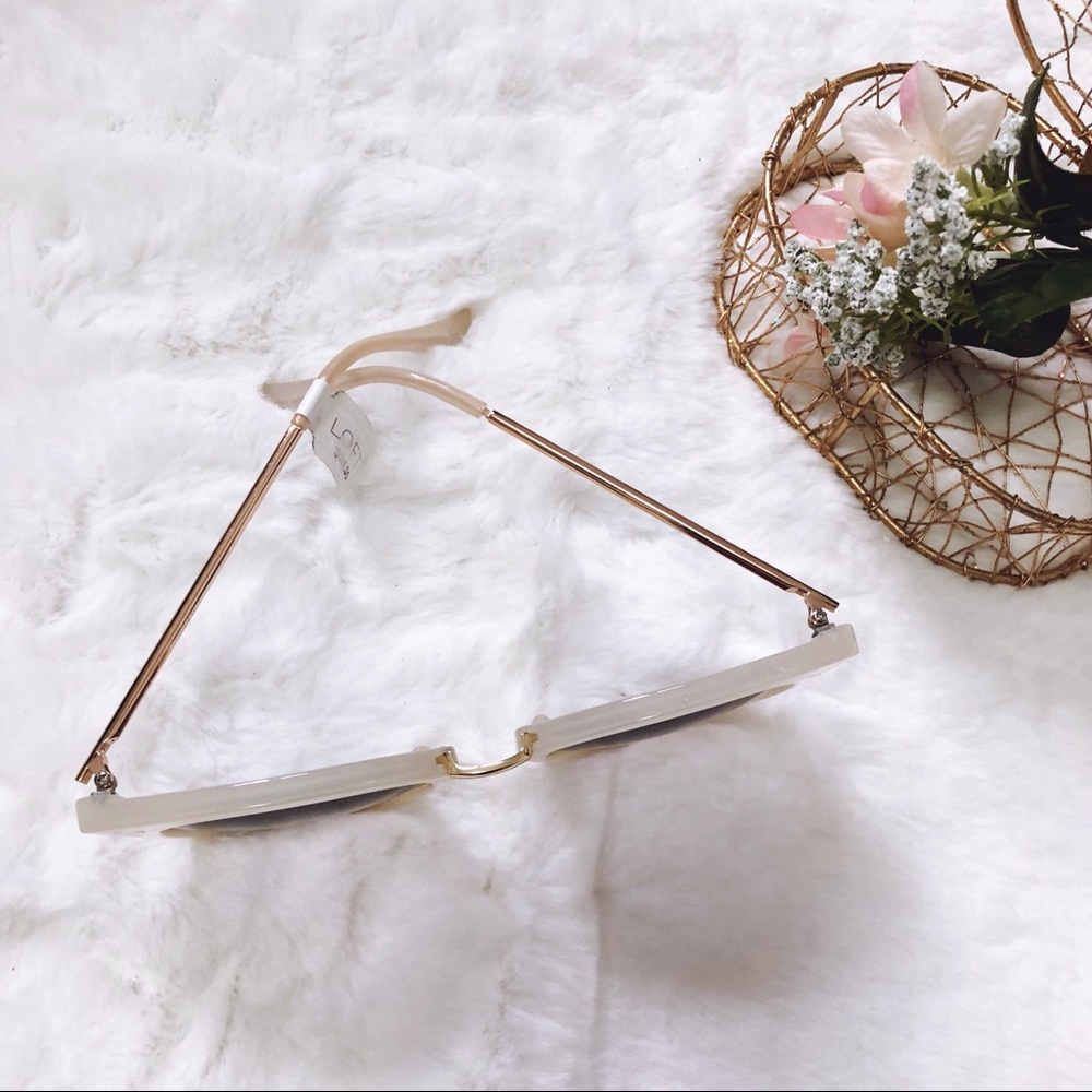 LOFT Light Metallic Arm Round Sunglasses - Picture 2 of 8